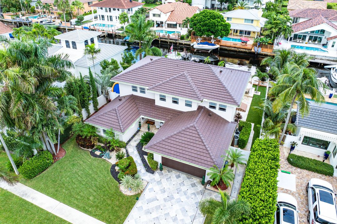 For Sale: $3,499,000 (5 beds, 3 baths, 3429 Square Feet)