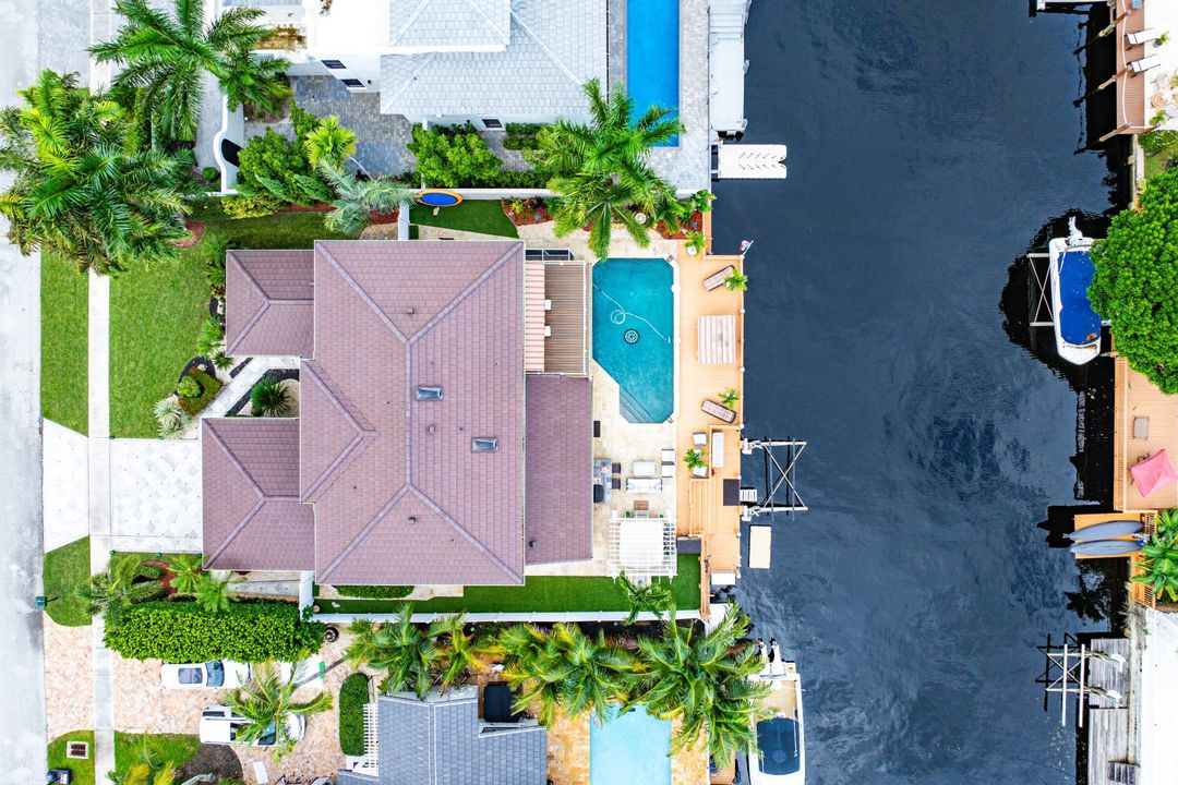 For Sale: $3,499,000 (5 beds, 3 baths, 3429 Square Feet)