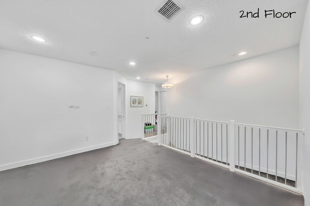 На продажу: $905,000 (4 спален, 3 ванн, 2402 Квадратных фут)