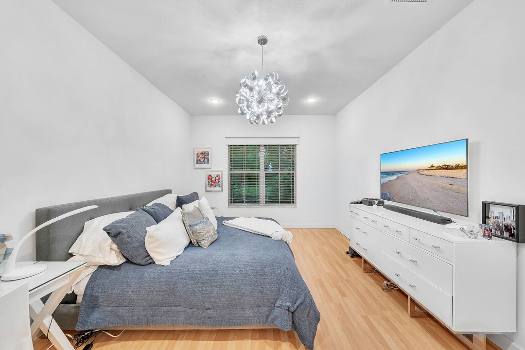 На продажу: $905,000 (4 спален, 3 ванн, 2402 Квадратных фут)