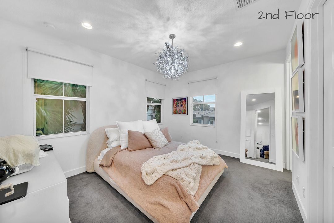 На продажу: $905,000 (4 спален, 3 ванн, 2402 Квадратных фут)