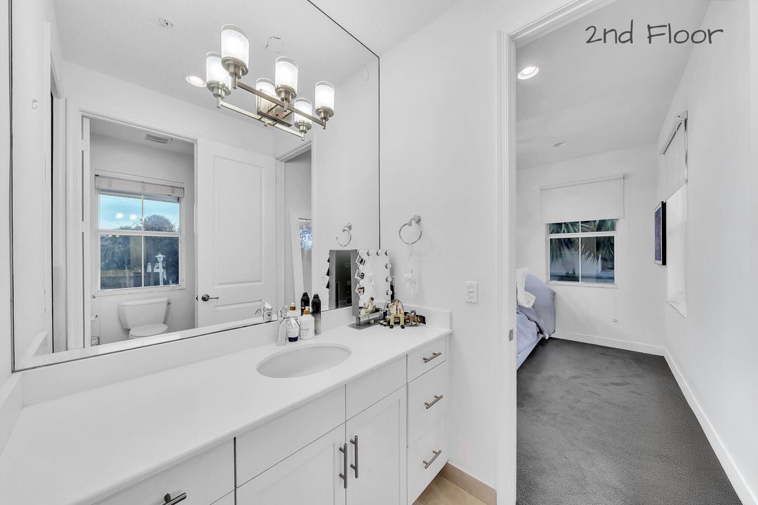 На продажу: $905,000 (4 спален, 3 ванн, 2402 Квадратных фут)