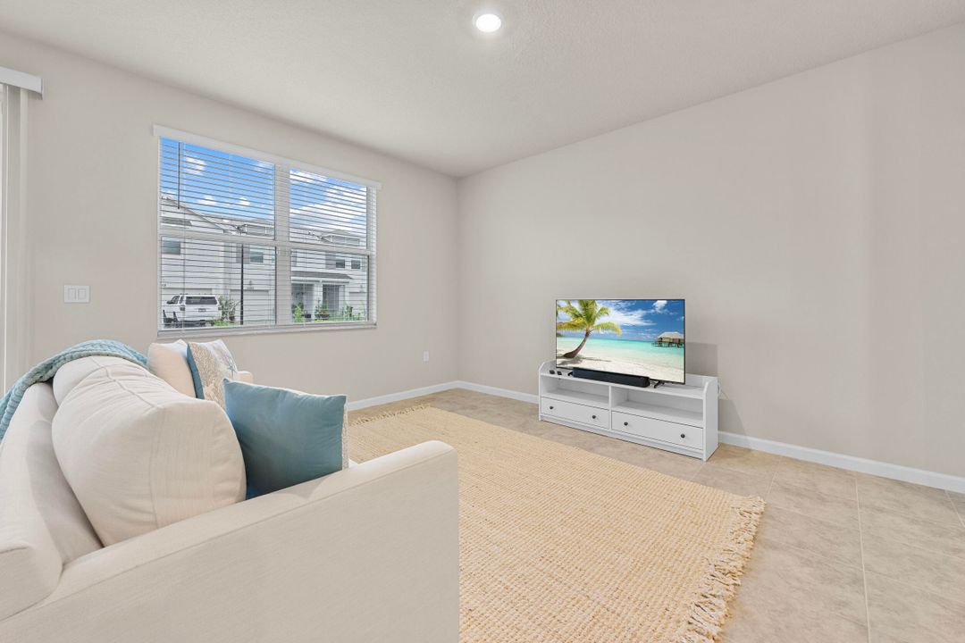 For Sale: $364,900 (3 beds, 2 baths, 1475 Square Feet)