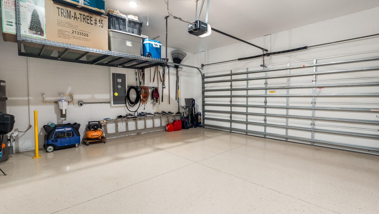 Active With Contract: $389,000 (2 beds, 2 baths, 1610 Square Feet)