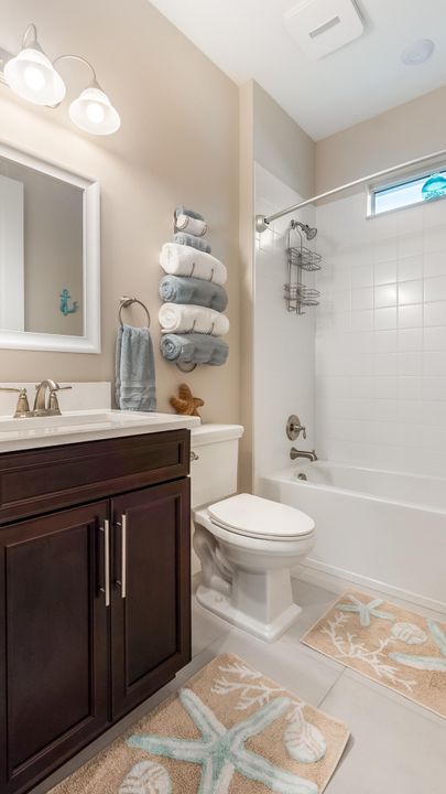 Active With Contract: $389,000 (2 beds, 2 baths, 1610 Square Feet)