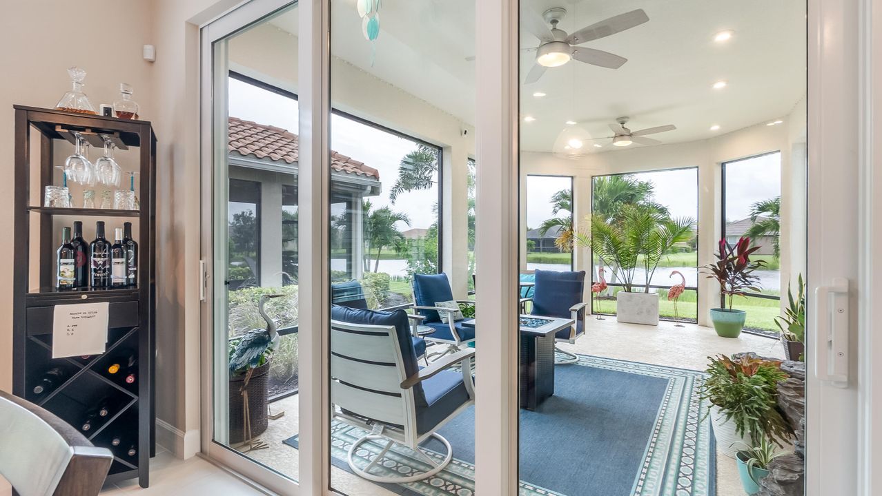 Active With Contract: $389,000 (2 beds, 2 baths, 1610 Square Feet)