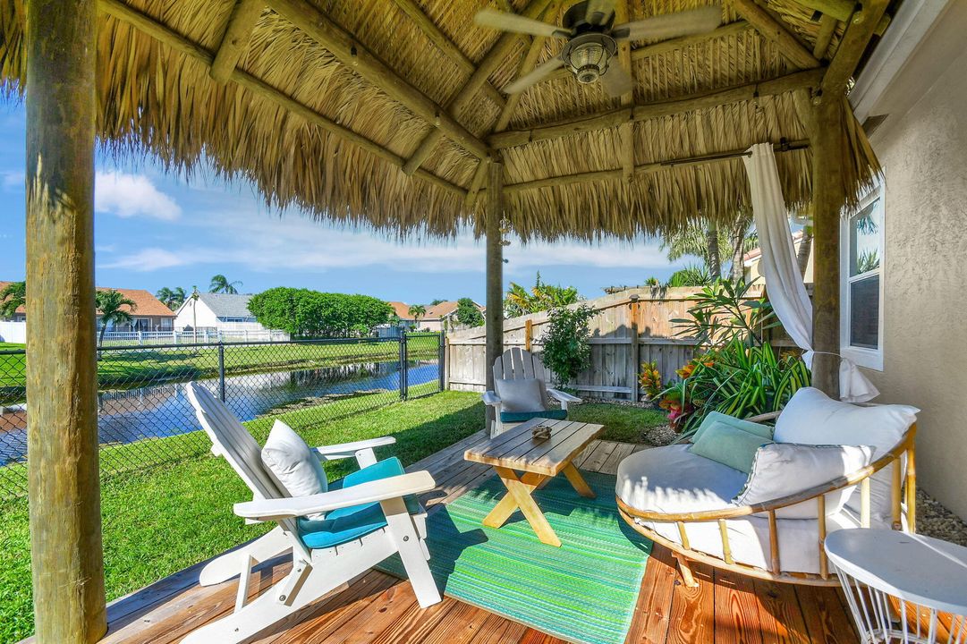 合同活跃: $499,900 (3 贝兹, 2 浴室, 1214 平方英尺)