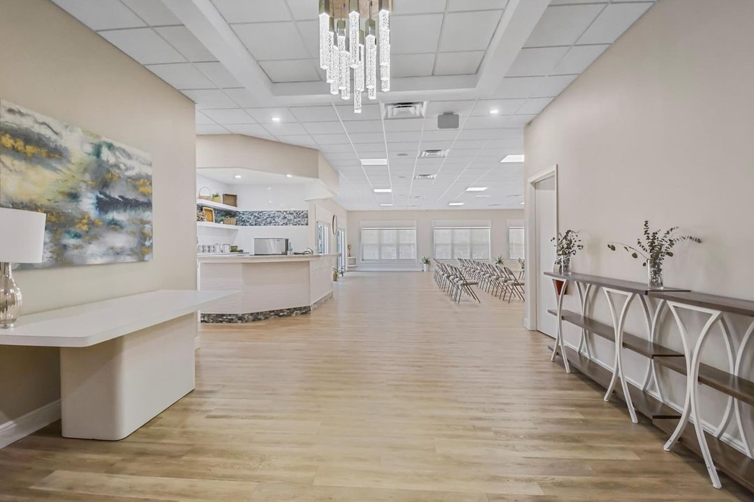 For Sale: $355,000 (2 beds, 2 baths, 1200 Square Feet)