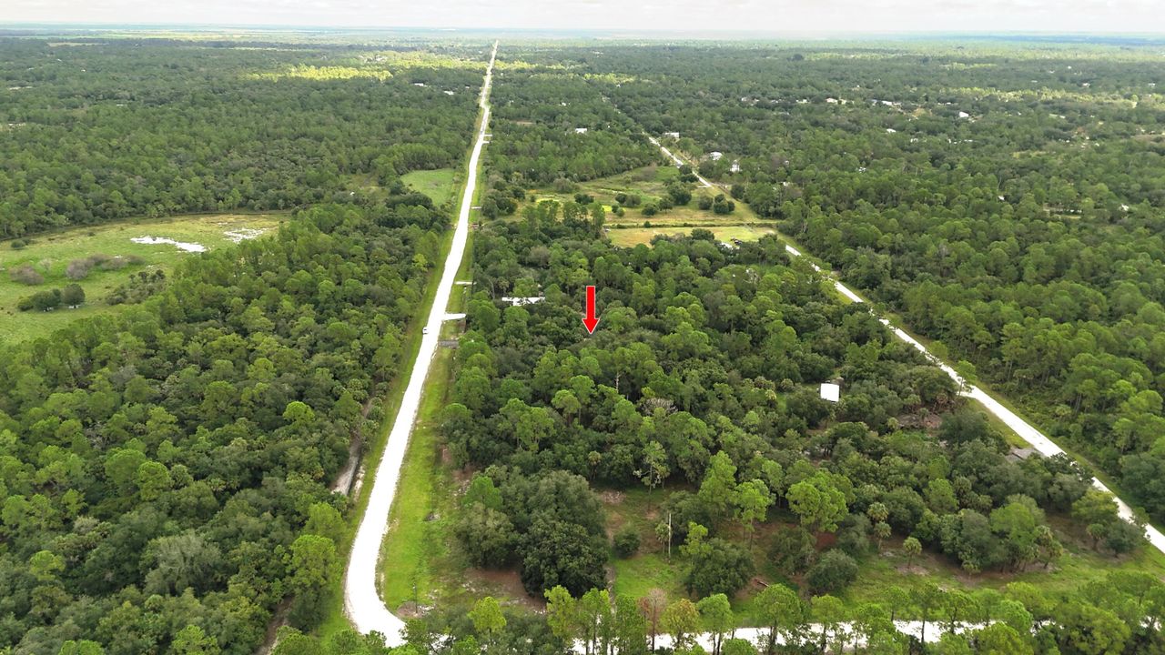 For Sale: $315,000 (2 beds, 2 baths, 840 Square Feet)