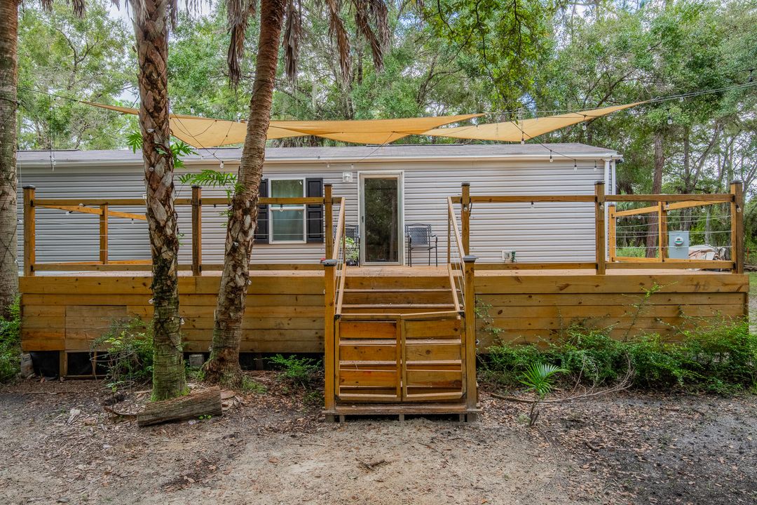 For Sale: $315,000 (2 beds, 2 baths, 840 Square Feet)