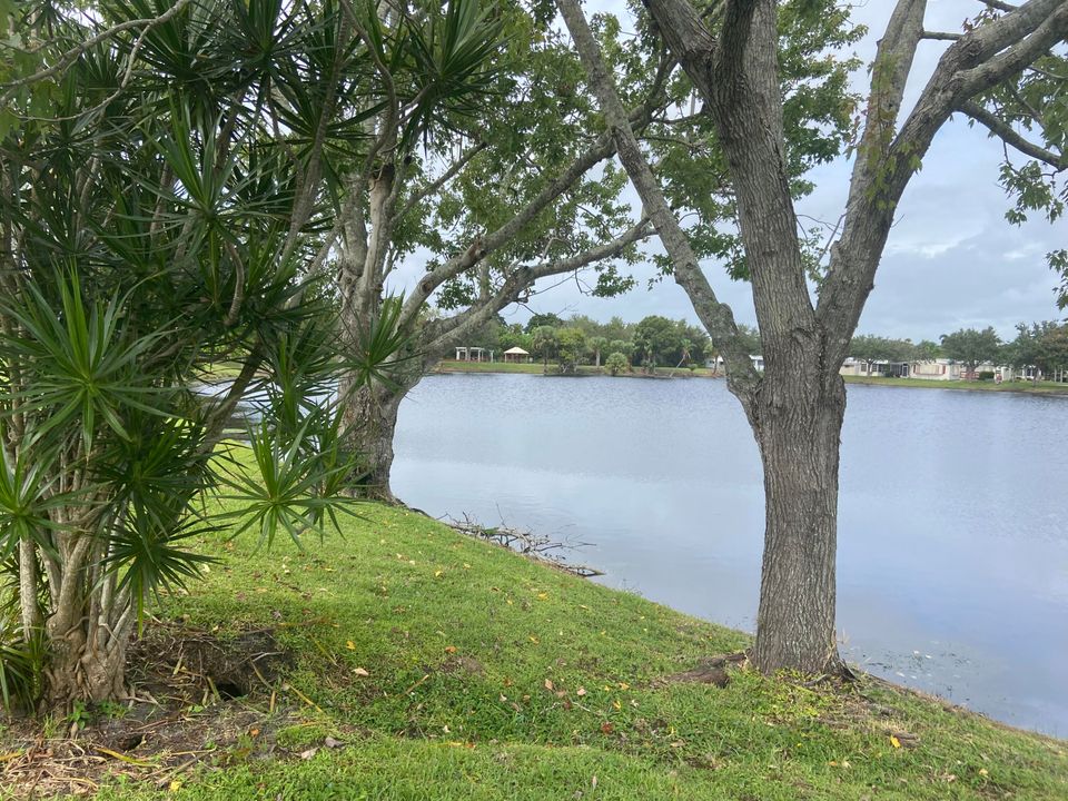 待售: $98,000 (2 贝兹, 2 浴室, 1200 平方英尺)