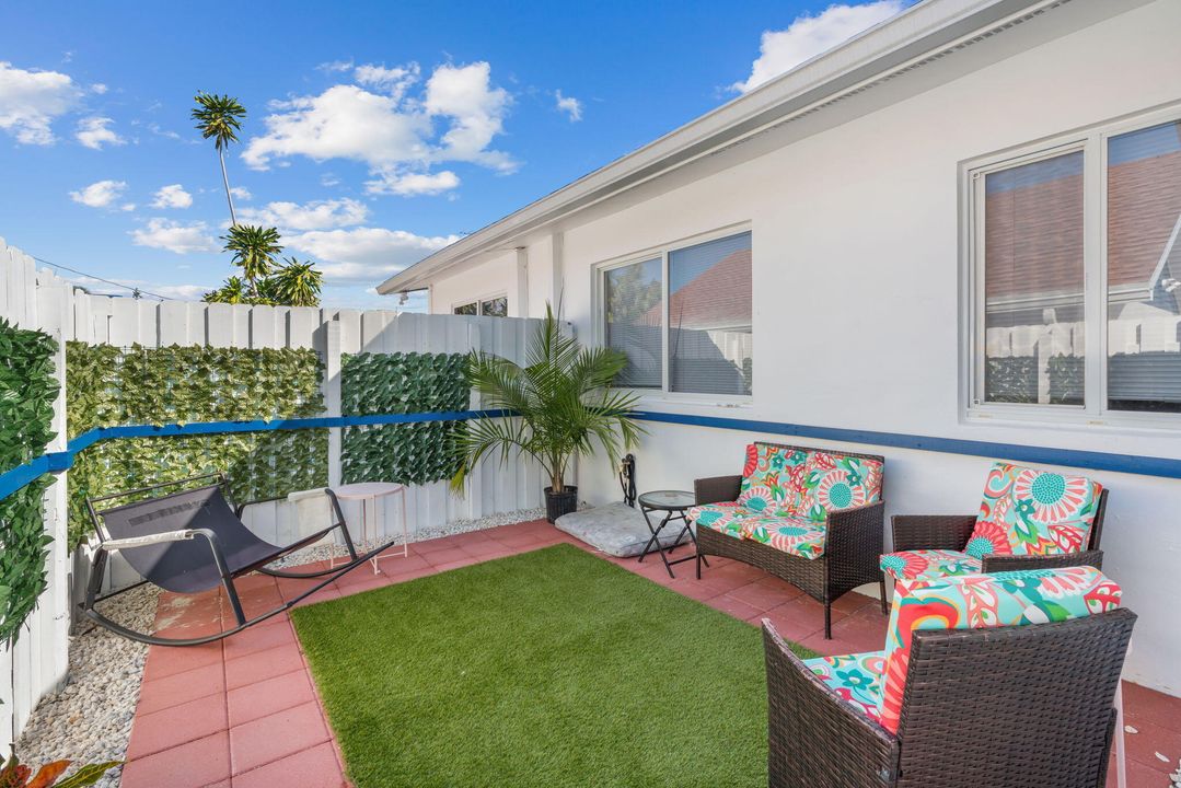 For Sale: $1,100,000 (0 beds, 0 baths, 2042 Square Feet)