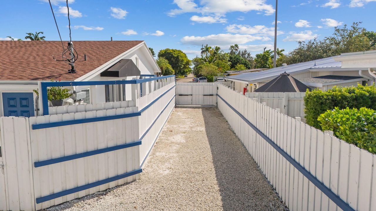 For Sale: $1,100,000 (0 beds, 0 baths, 2042 Square Feet)