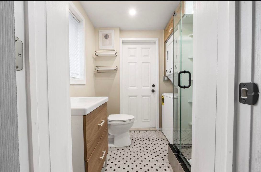 For Sale: $1,100,000 (0 beds, 0 baths, 2042 Square Feet)