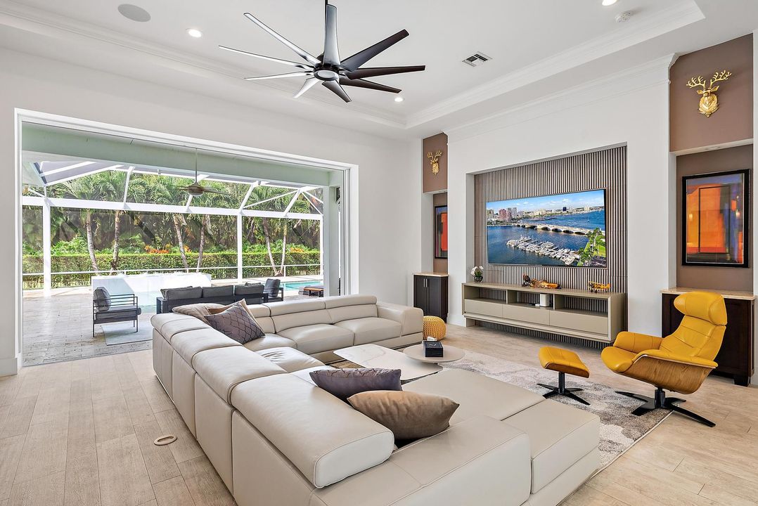 待售: $2,495,000 (4 贝兹, 4 浴室, 4627 平方英尺)