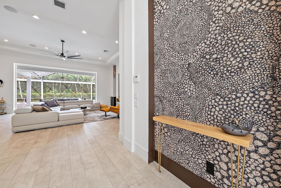 待售: $2,495,000 (4 贝兹, 4 浴室, 4627 平方英尺)