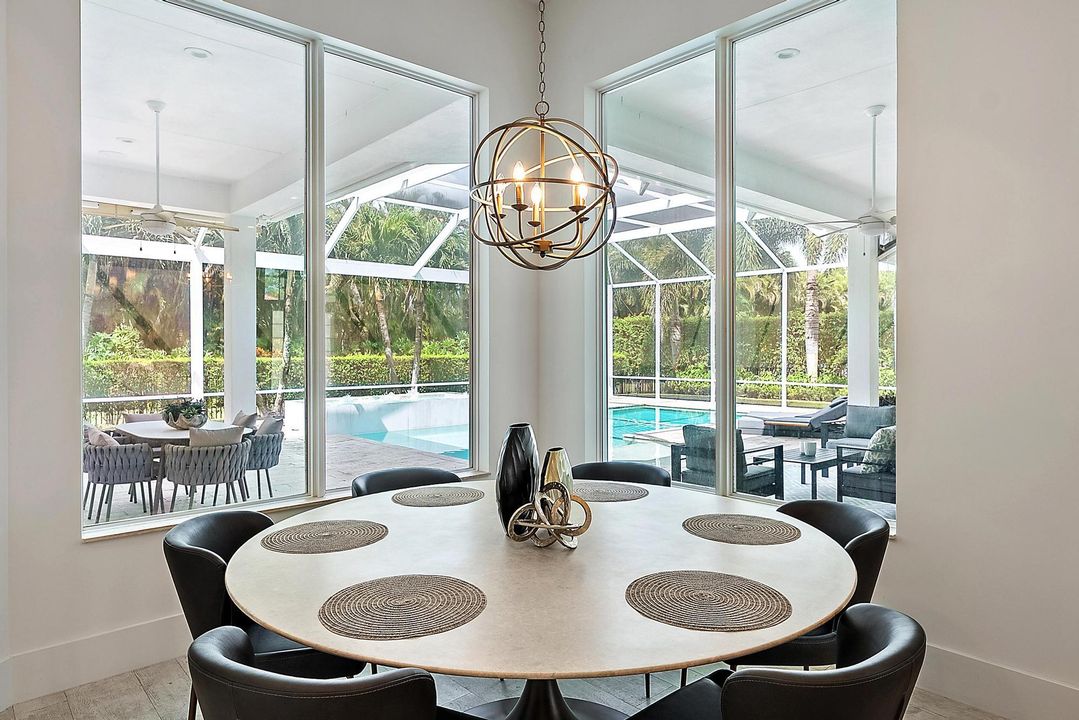 待售: $2,495,000 (4 贝兹, 4 浴室, 4627 平方英尺)