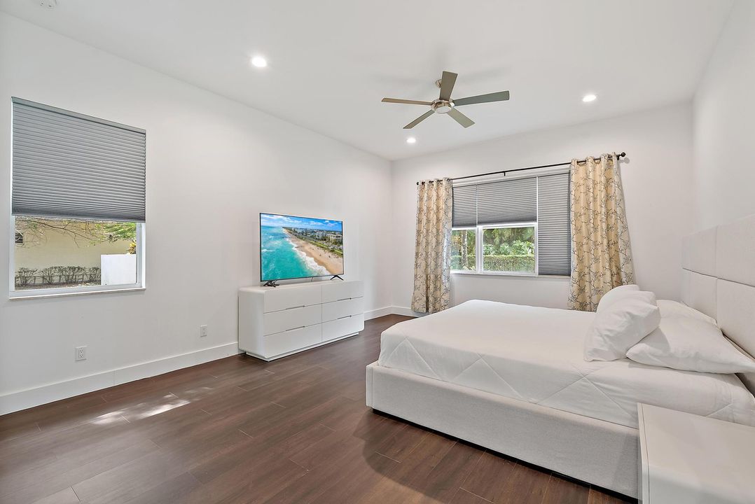 待售: $2,495,000 (4 贝兹, 4 浴室, 4627 平方英尺)