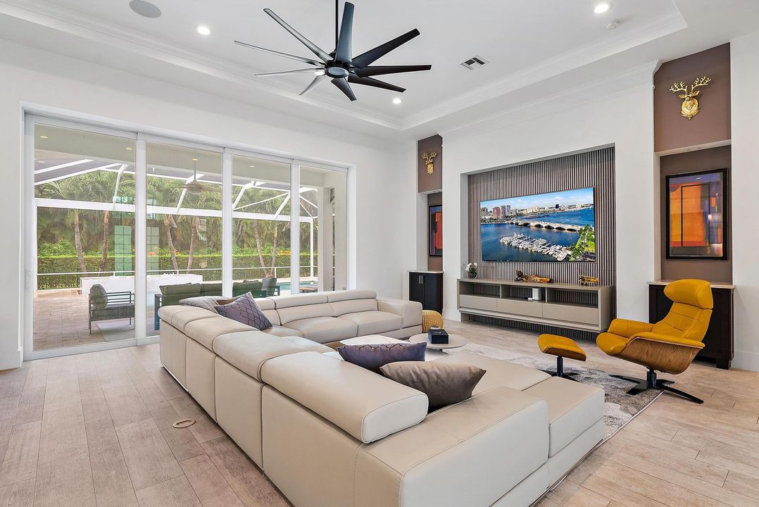 待售: $2,495,000 (4 贝兹, 4 浴室, 4627 平方英尺)