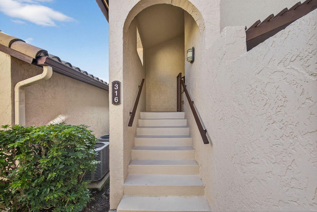 Activo con contrato: $4,000 (2 camas, 2 baños, 1512 Pies cuadrados)