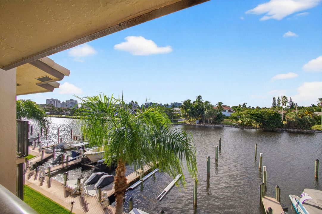 Activo con contrato: $4,000 (2 camas, 2 baños, 1512 Pies cuadrados)