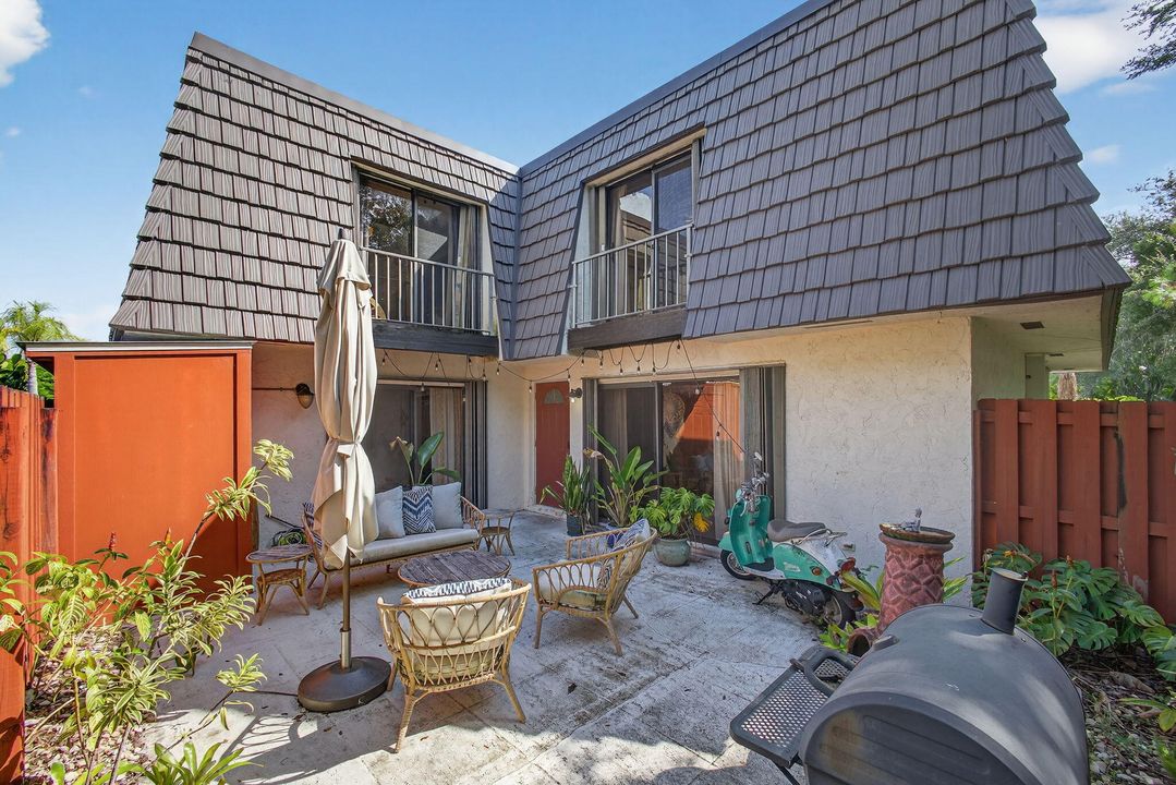 En Venta: $320,000 (2 camas, 2 baños, 1344 Pies cuadrados)