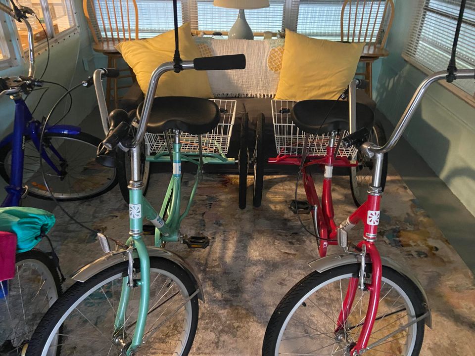 合同活跃: $50,000 (2 贝兹, 2 浴室, 1200 平方英尺)