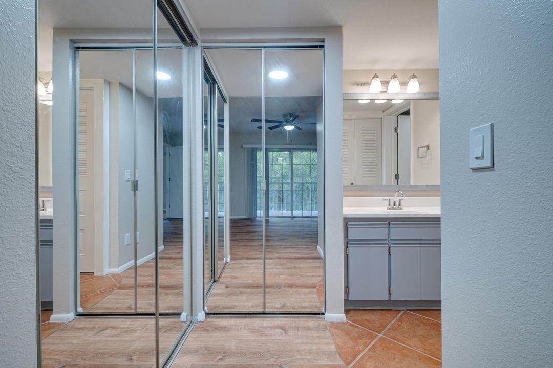 For Sale: $182,500 (2 beds, 2 baths, 874 Square Feet)