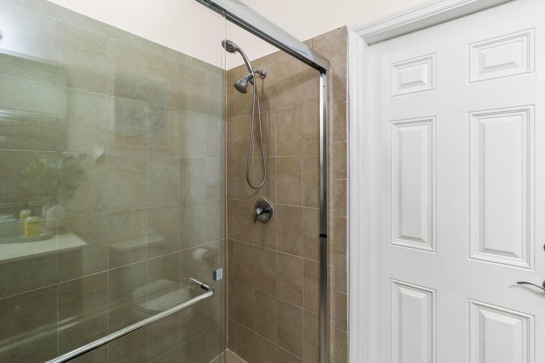 For Sale: $840,000 (4 beds, 3 baths, 3034 Square Feet)