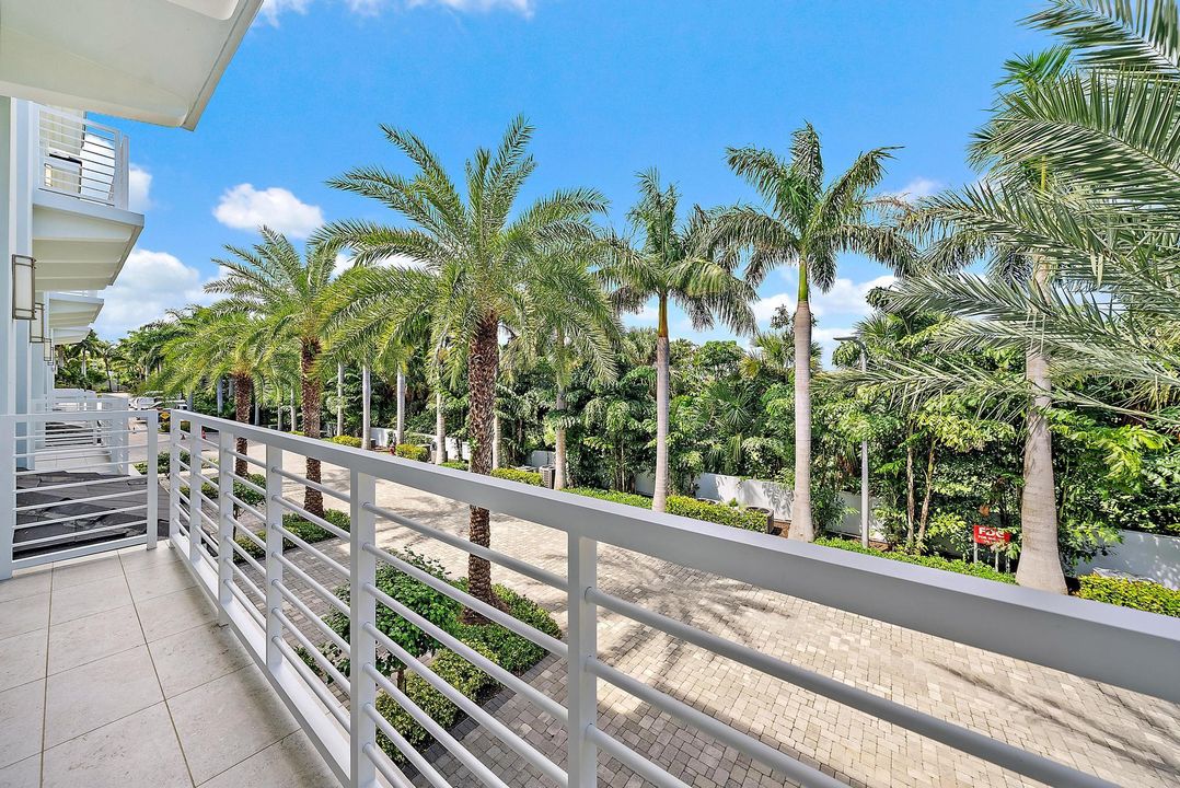 На продажу: $2,595,000 (3 спален, 4 ванн, 3437 Квадратных фут)