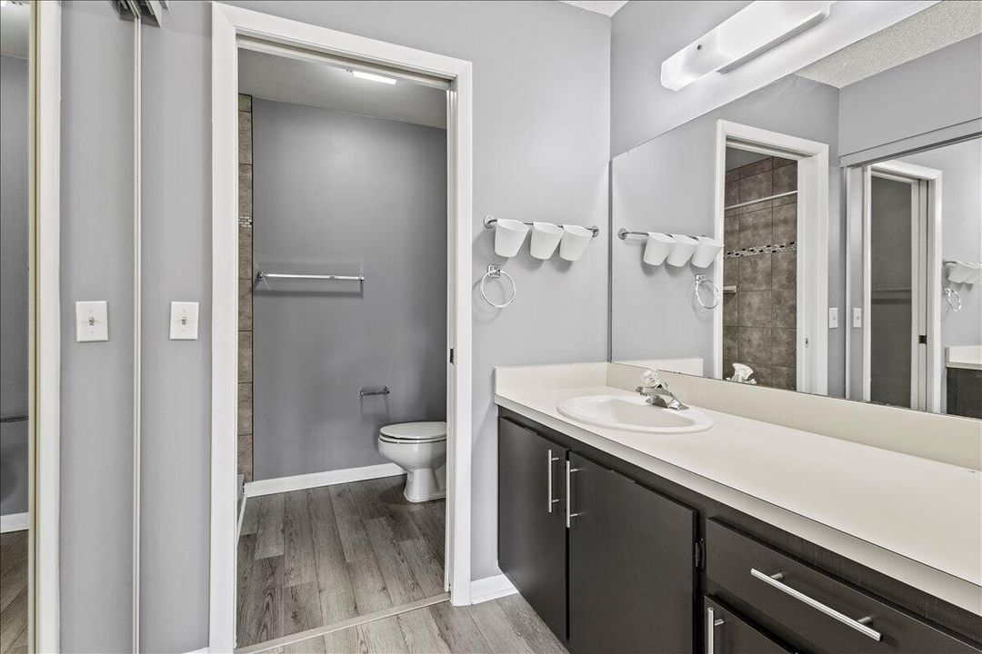 Active With Contract: $310,000 (2 beds, 2 baths, 1200 Square Feet)