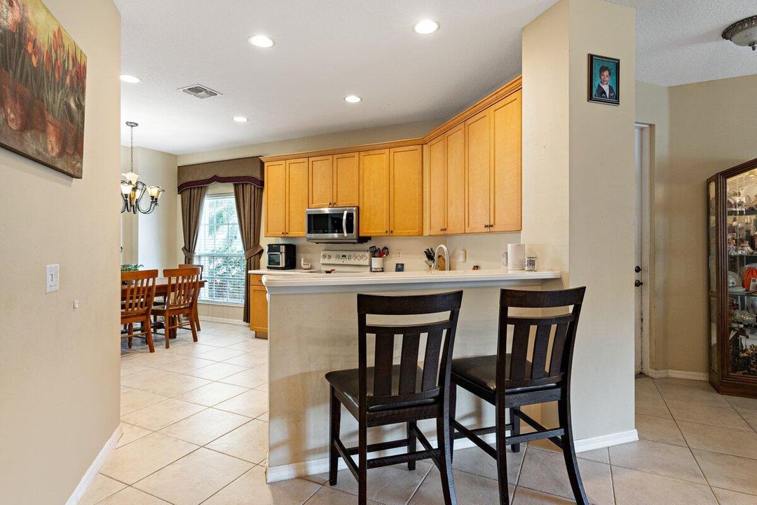 待售: $335,000 (3 贝兹, 2 浴室, 1547 平方英尺)