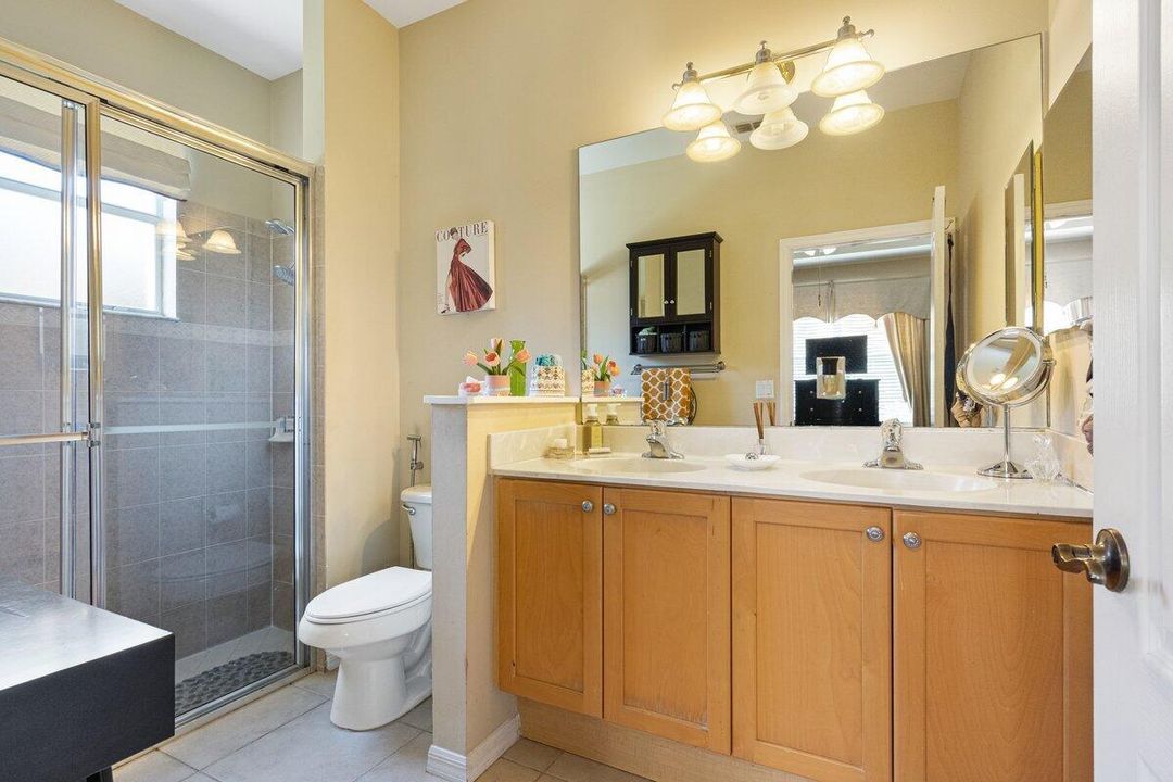 待售: $335,000 (3 贝兹, 2 浴室, 1547 平方英尺)