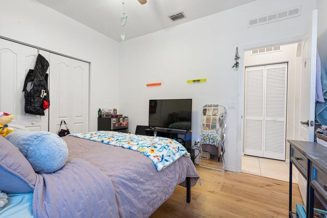 待售: $335,000 (3 贝兹, 2 浴室, 1547 平方英尺)