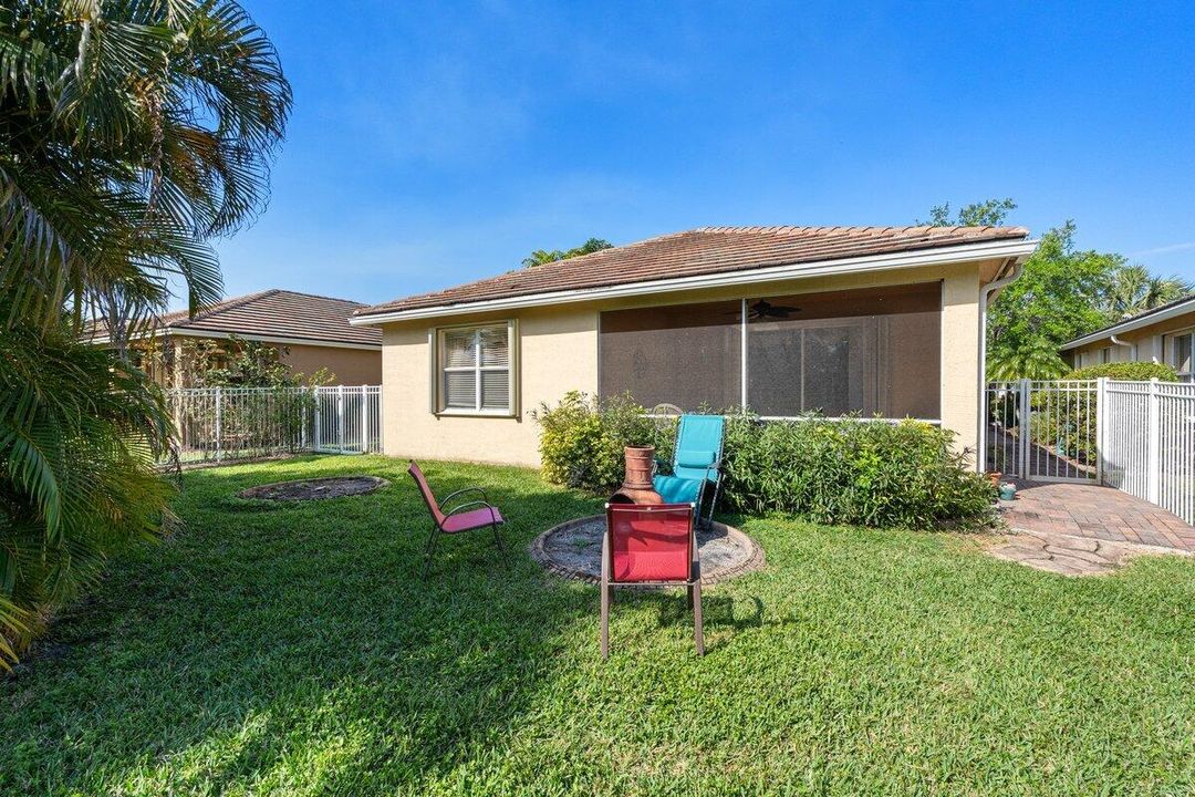 待售: $335,000 (3 贝兹, 2 浴室, 1547 平方英尺)