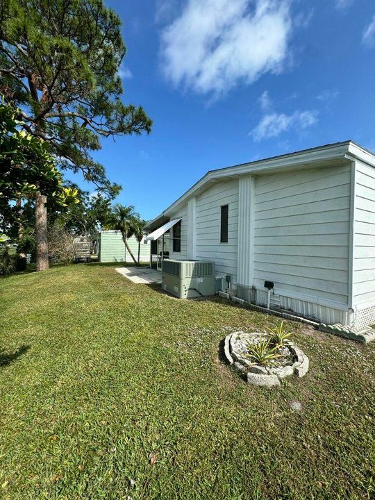 For Sale: $33,500 (2 beds, 2 baths, 1400 Square Feet)