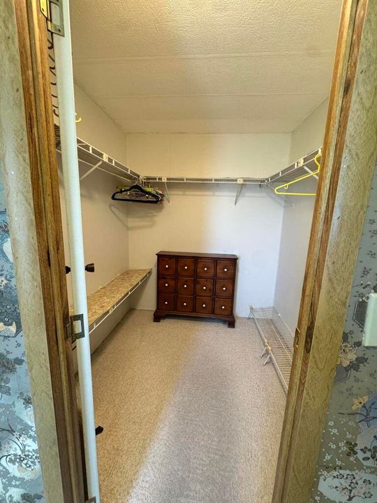 For Sale: $33,500 (2 beds, 2 baths, 1400 Square Feet)