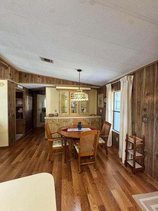 For Sale: $33,500 (2 beds, 2 baths, 1400 Square Feet)