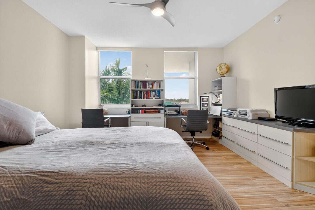 待售: $999,000 (2 贝兹, 2 浴室, 1721 平方英尺)