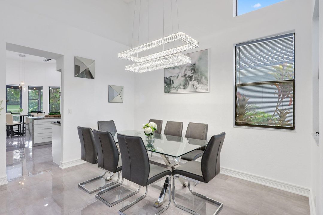 For Sale: $649,000 (3 beds, 2 baths, 2544 Square Feet)