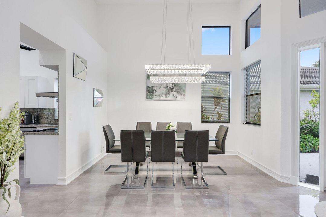 For Sale: $649,000 (3 beds, 2 baths, 2544 Square Feet)