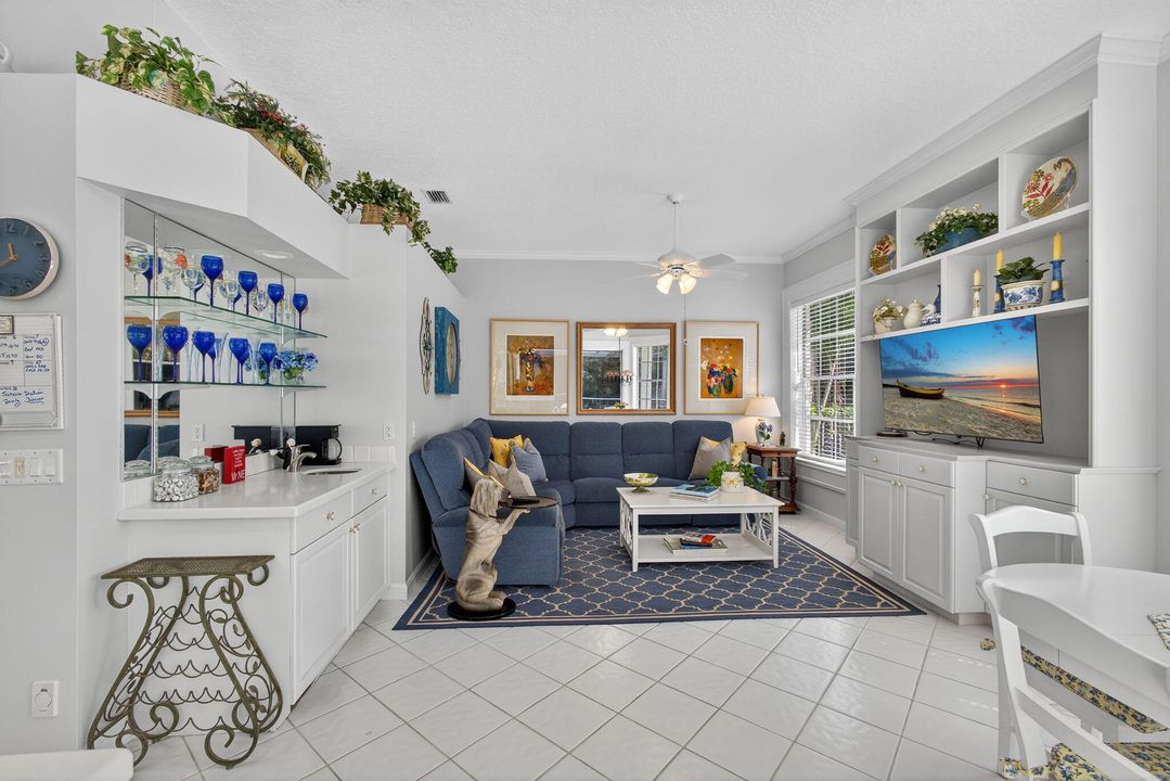 For Sale: $1,250,000 (3 beds, 3 baths, 2305 Square Feet)