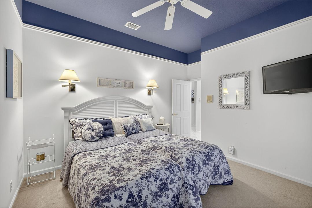 For Sale: $1,250,000 (3 beds, 3 baths, 2305 Square Feet)