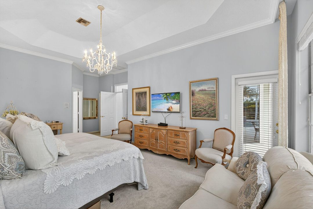 For Sale: $1,250,000 (3 beds, 3 baths, 2305 Square Feet)