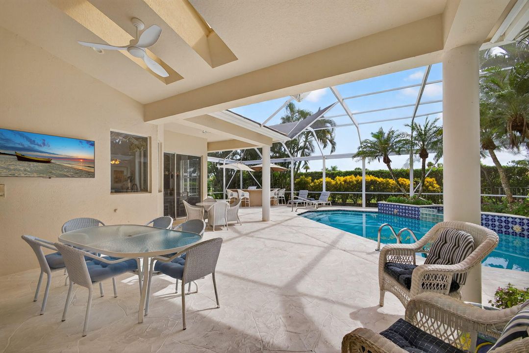 For Sale: $1,250,000 (3 beds, 3 baths, 2305 Square Feet)