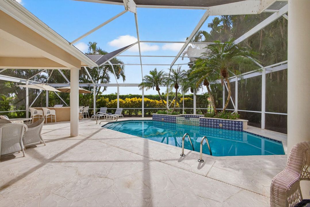 For Sale: $1,250,000 (3 beds, 3 baths, 2305 Square Feet)