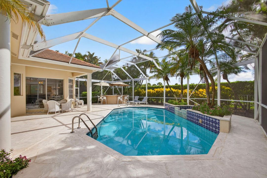 For Sale: $1,250,000 (3 beds, 3 baths, 2305 Square Feet)