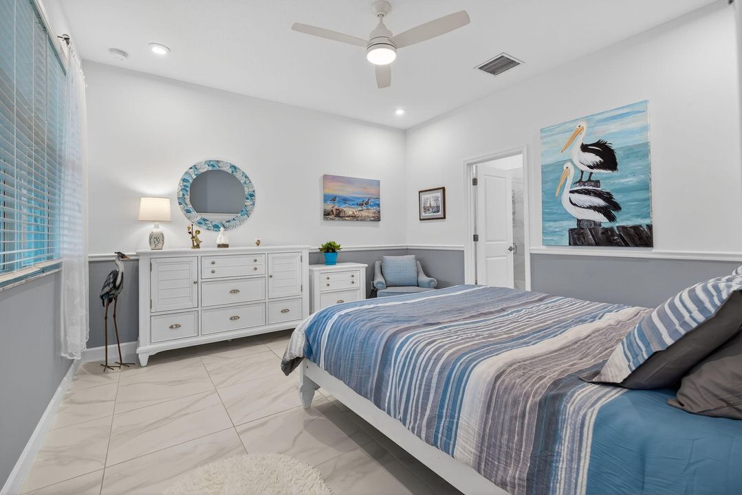 Active With Contract: $425,000 (2 beds, 2 baths, 1635 Square Feet)