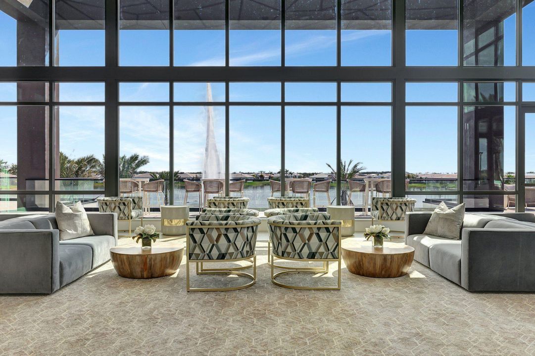 Active With Contract: $425,000 (2 beds, 2 baths, 1635 Square Feet)