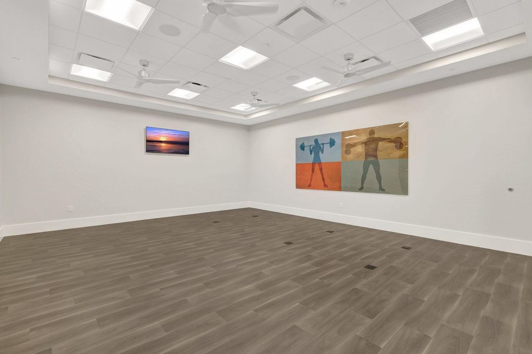 Active With Contract: $425,000 (2 beds, 2 baths, 1635 Square Feet)